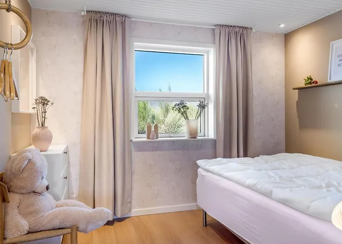 Heidl - 2km From The Sea By Interhome