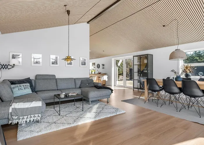 Heidl - 2km From The Sea By Interhome